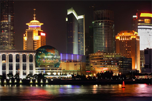 Collision Site： The Multicultural Nightlife in the City